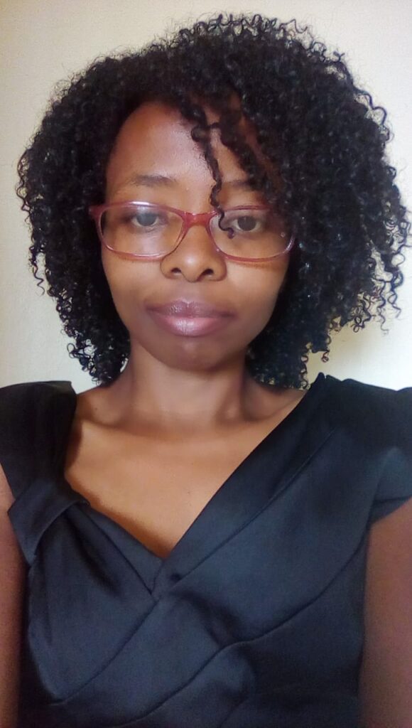 Esther_profile_picture